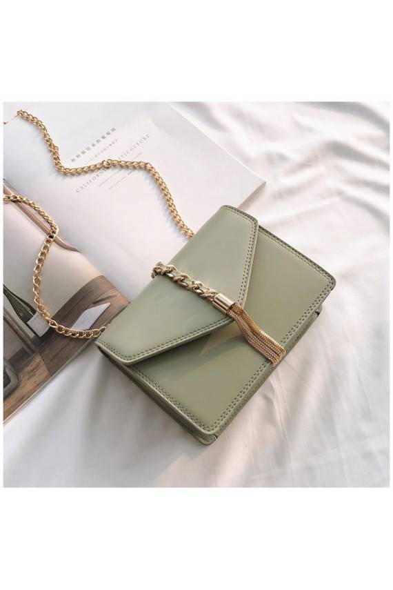 Mini purse with circle buckle