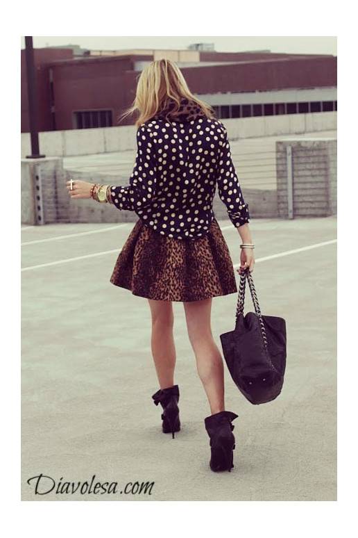 Sijonas su liūto galvomis  - 5