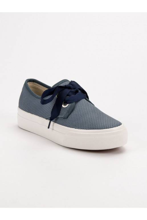 laisvalaikio batai su batraiščiais...