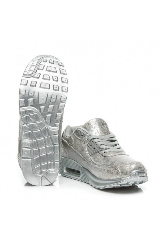 Massive silver sports shoes 1-7S