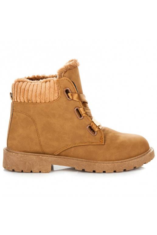 Rudos spalvos išskirtiniai aulinukai...