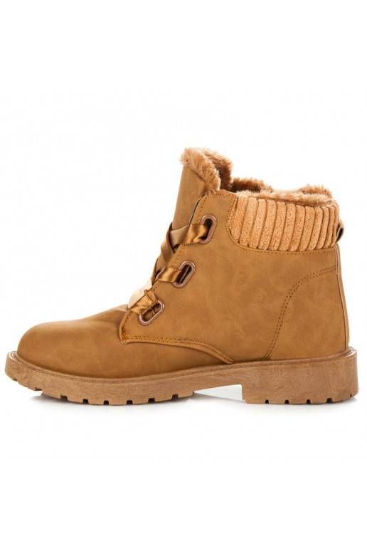 Rudos spalvos išskirtiniai aulinukai...