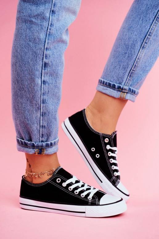 Women's Classic Sneakers Black with White Sole Omerta 