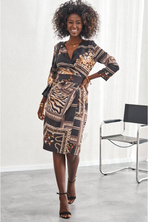 Patterned dress midi length