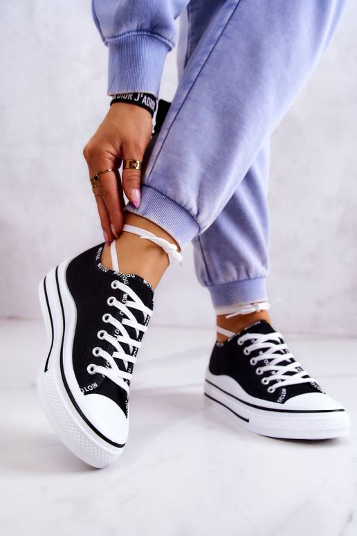 Women's Tied Sneakers Black Menifee