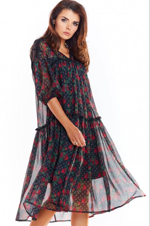 laisvai-krentanti-geleta-suknele-is-a...