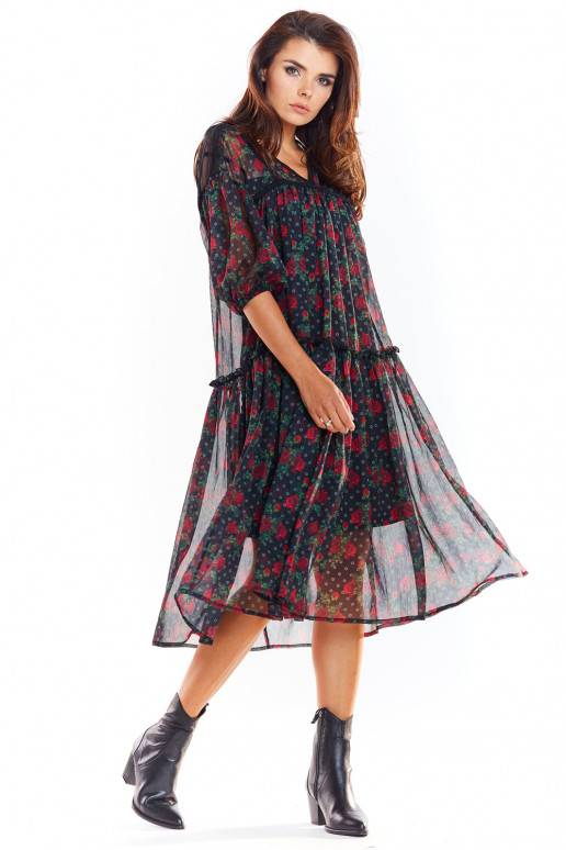 laisvai-krentanti-geleta-suknele-is-a...