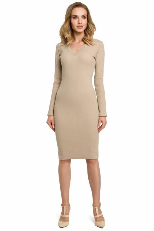 prigludusi-suknele-zemiau-keliu-is-moe