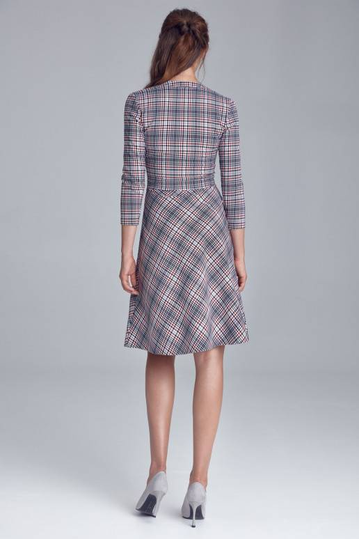 languota-klasikine-suknele-is-nife