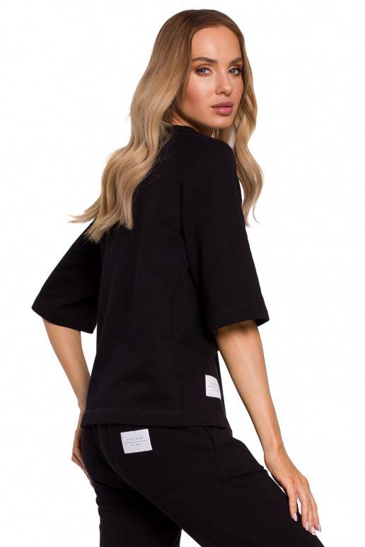 palaidine-pusilgemis-rankovemis-is-moe