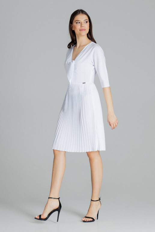 plisuota-lengva-suknele-is-lenitif