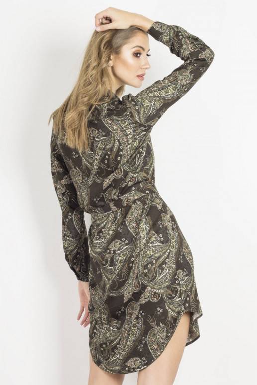 suknele-ilgomis-rankovemis-is-ivon