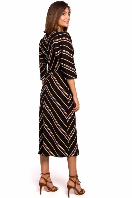 suknele-su-v-formos-iskirpte-is-style