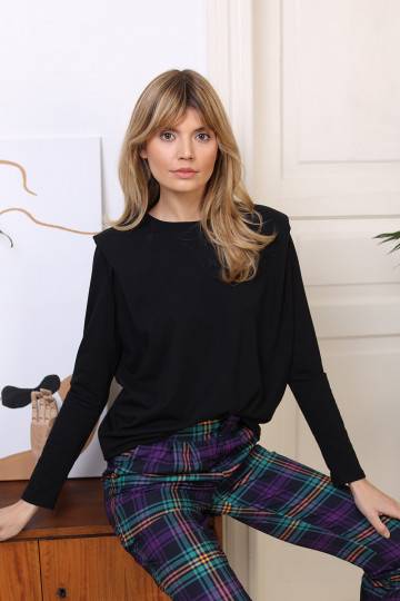 juoda-palaidine-is-eteria-c...