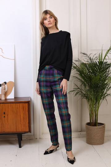 juoda-palaidine-is-eteria-c... 2