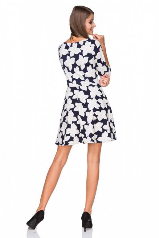 geleta-suknele-is-tessita