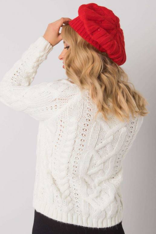 Raudona kepurė iš AT