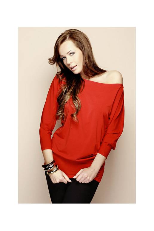 Raudona palaidinė iš Figl