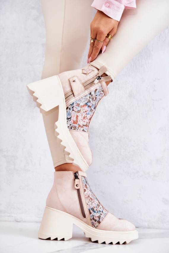 Leather boots on a massive post Maciejka Beige 05325-04