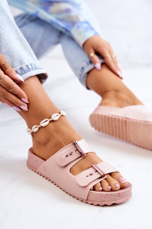 Fashionable Fragrant ZAXY JJ285083 Slippers Light pink