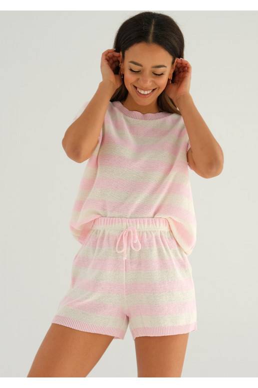 Kiko - Knitted pink striped shorts