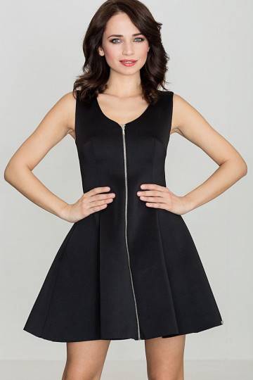 Juoda suknelė su...