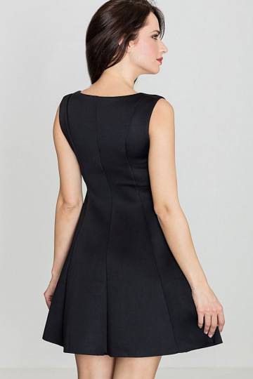 Juoda suknelė su... 2