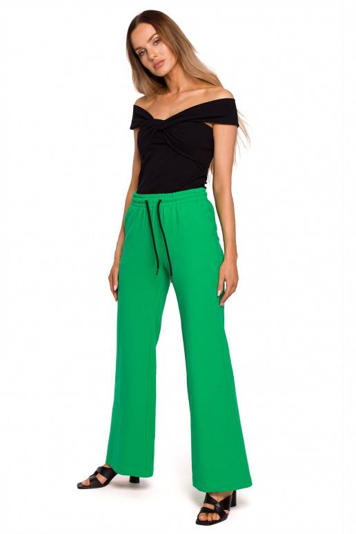 Madingos žalios spalvos laisvalaikio...