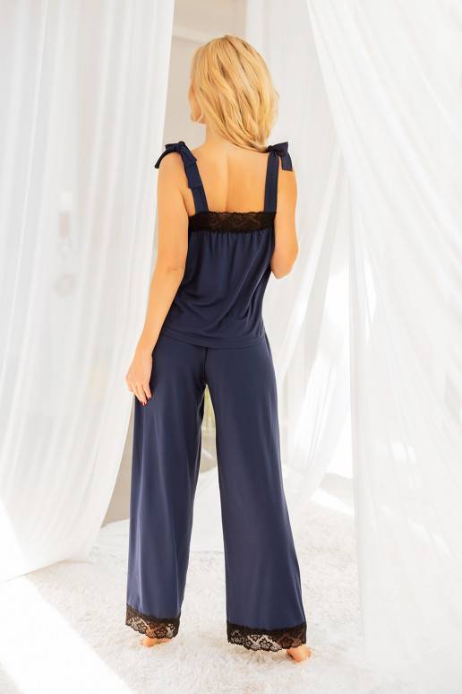 Naktinukų komplektas iš Kalimo