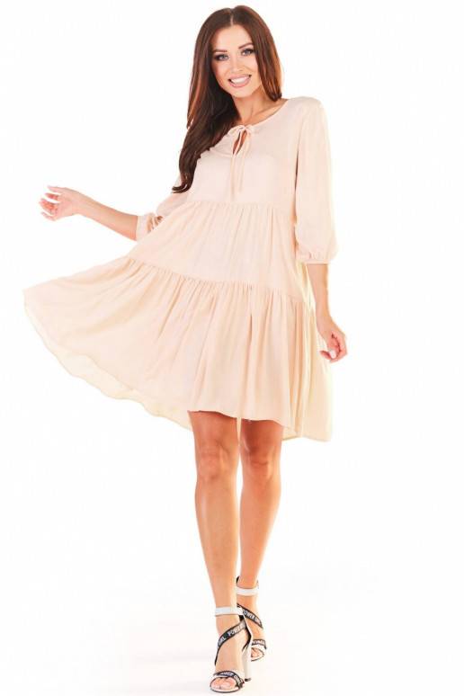 Laisvai krentanti suknelė iš awama