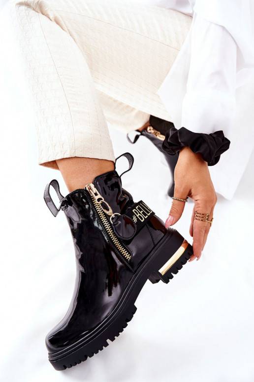 Classic Lacquered Boots With Strap Black Lorie