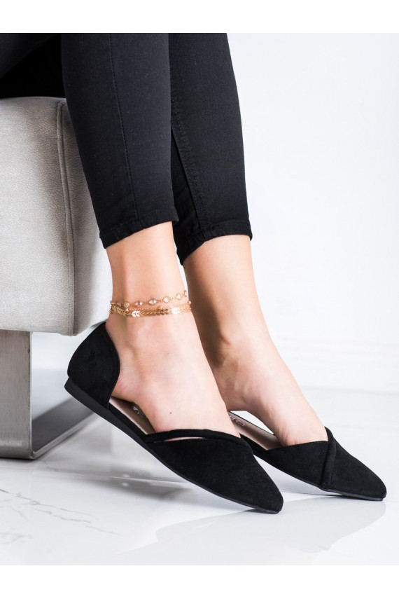 Suede ballerinas with Cut Out design elements 