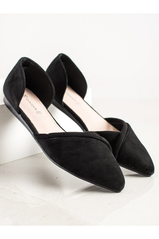 Suede ballerinas with Cut Out design elements 