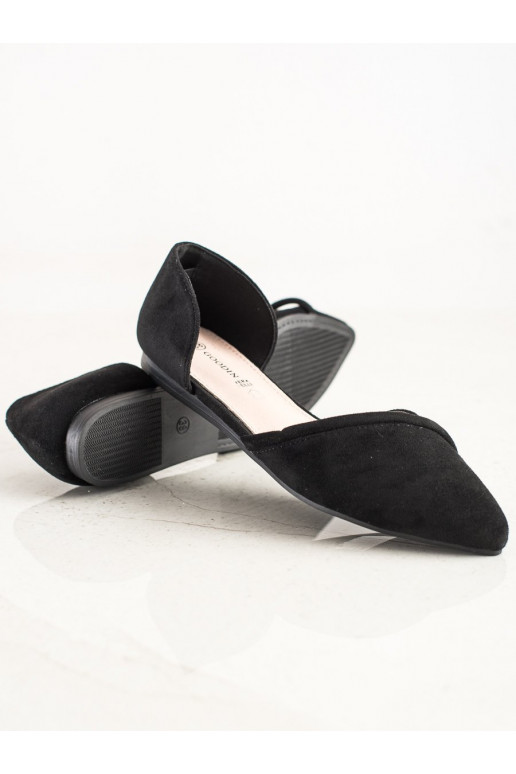 Suede ballerinas with Cut Out design elements