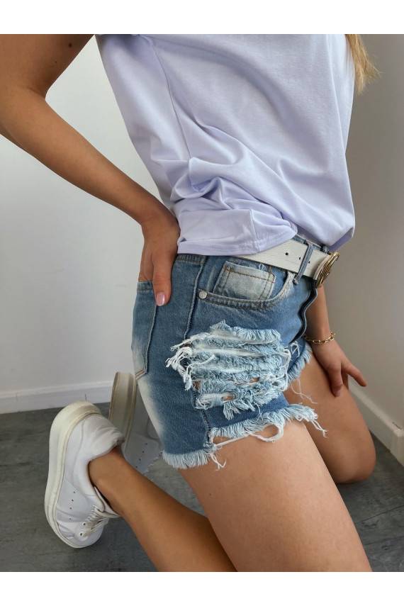 Casual denim shorts in white