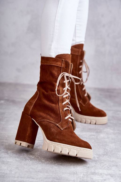 Women's Suede Boots On The Platform Brown Edna 