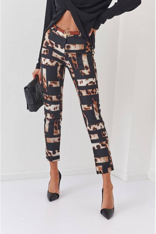 Pencil silhouette pants  with strap with with patterns fur patterns blackbeige