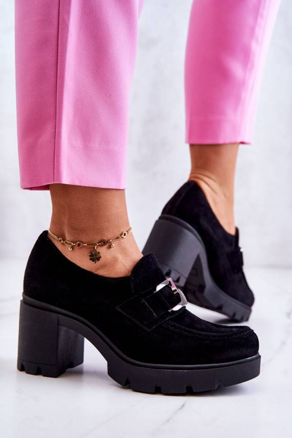 Elegant shoes on a pillar with a dark decoration Black Harmell 