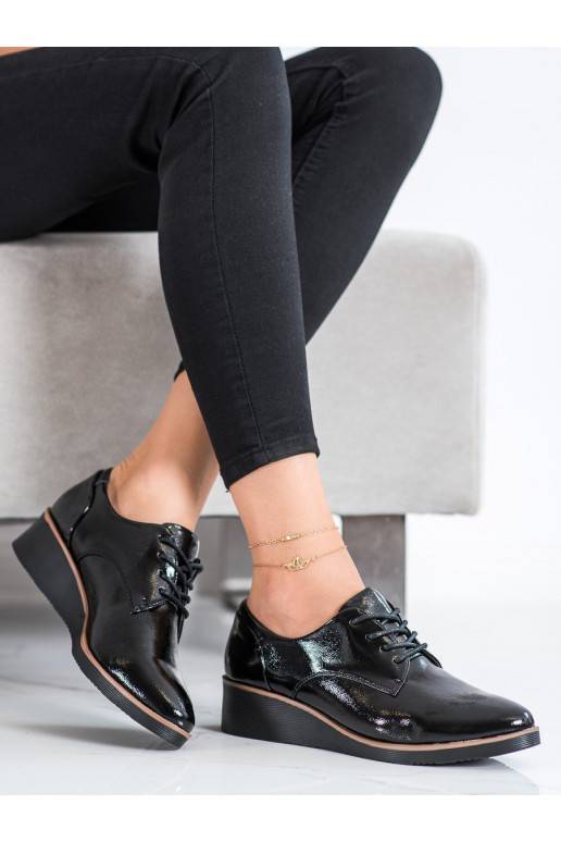 Stylish  women's shoes  with platform VINCEZA