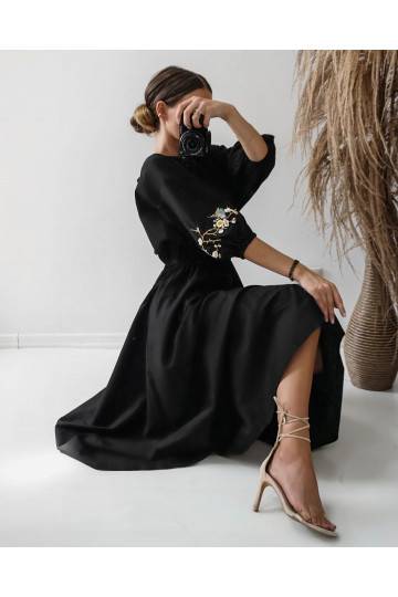 Mabel - Embroidered black midi dress 2