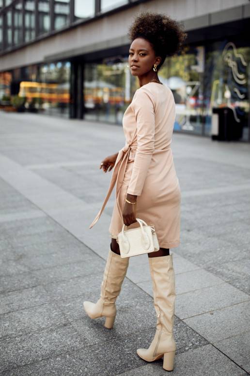Dress in a twisted pattern  beige