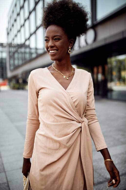 Dress in a twisted pattern  beige