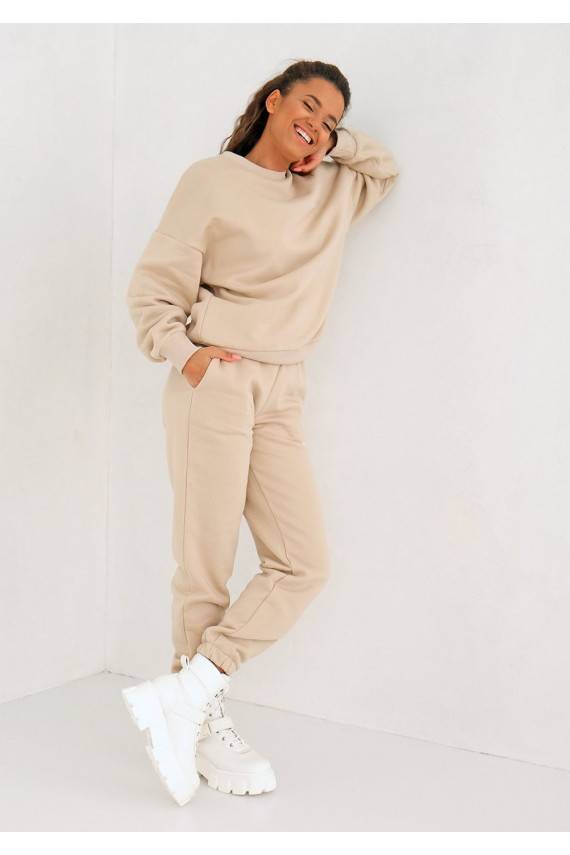 Beige warm joggers