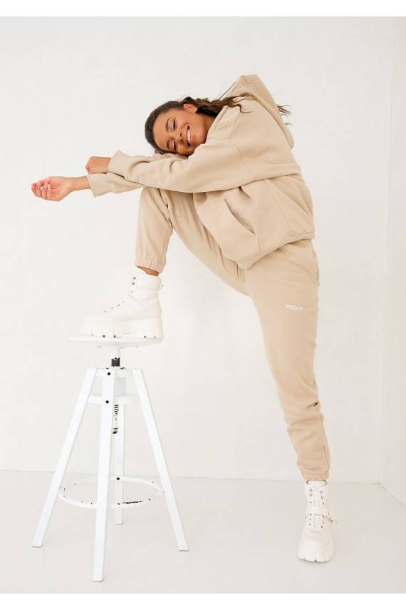 Beige warm joggers
