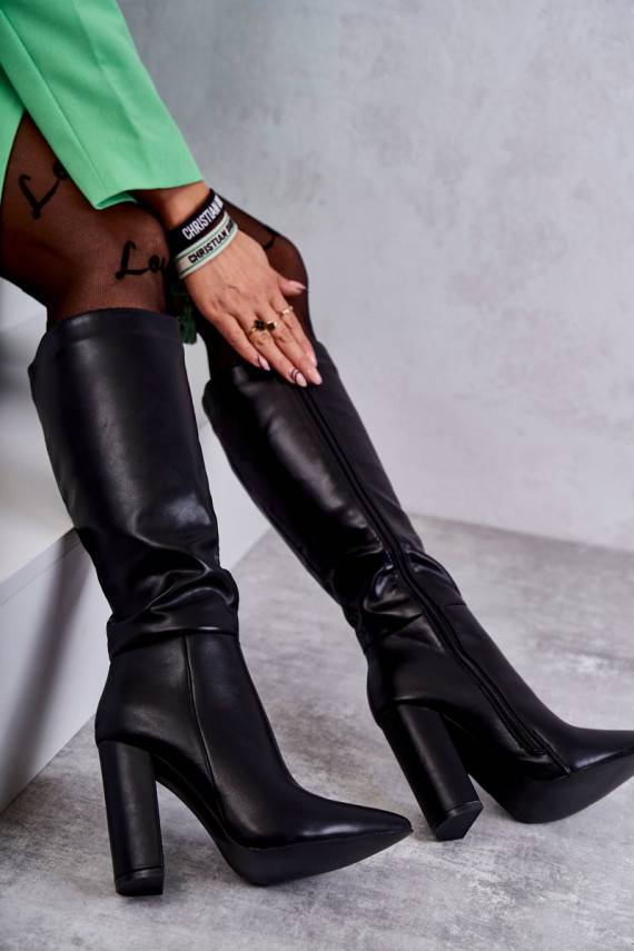 Classic Leather Boots On Heel Black Tressa