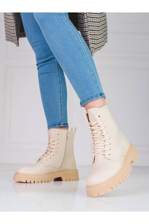 beige boots na suwak Shelovet