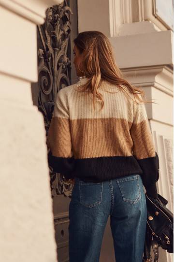 Women's sweater  ivory 2