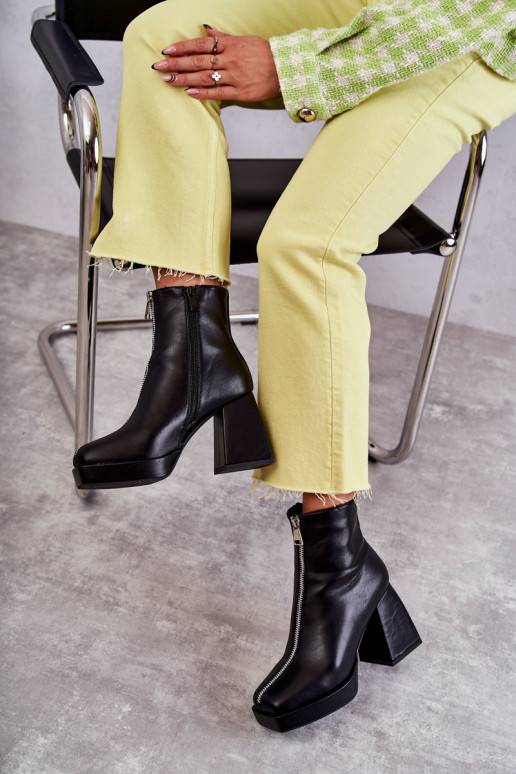 Women's Boots On Chunky Heels With A Zipper Black Carrera Women's Boots On Chunky Heels With A Zipper Black Carrera