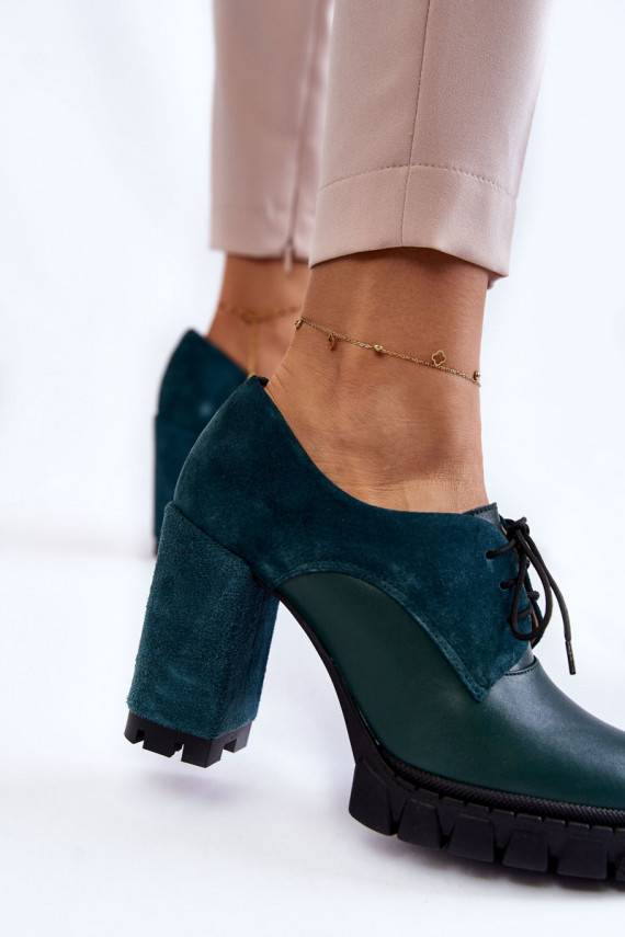 Fashionable suede and leather boots on the platform Green Carisa