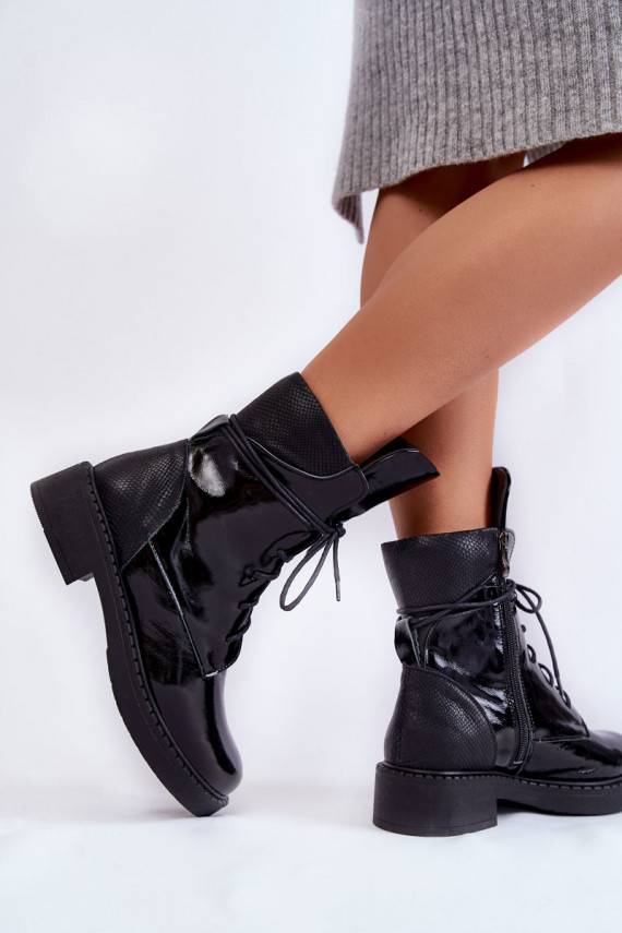Women's Lacquered Lace-up Boots Black Laverda